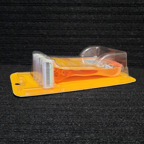 🔴 $ 4.00 Skintimate Women's Razors 3 Blade Razor 4 In Package - Picture 2 of 4